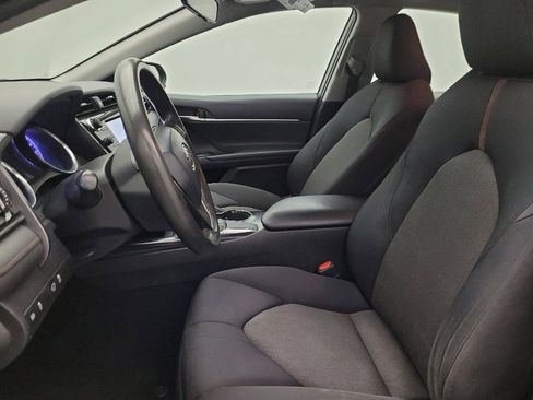 Used 2019 Toyota Camry LE FWD image 17