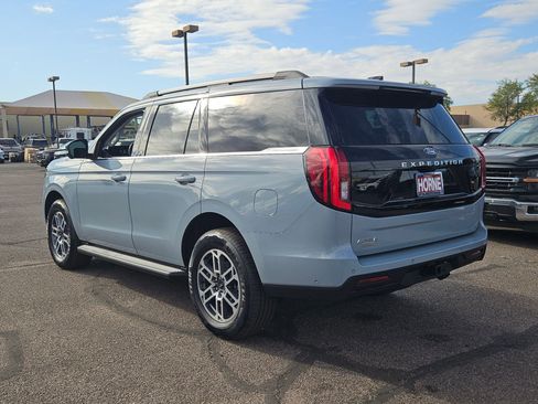 New 2025 Ford Expedition Active image 4