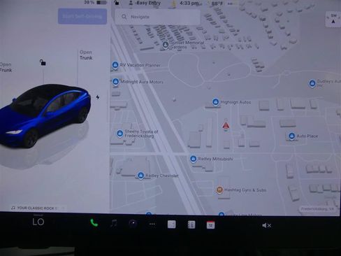Used 2025 Tesla Model 3 Performance AWD/4WD image 10