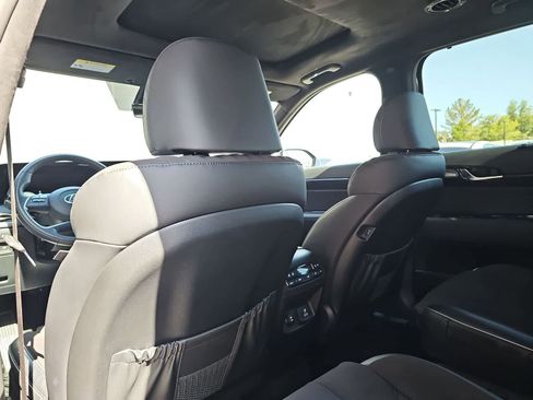 Used 2025 Hyundai Palisade Calligraphy AWD/4WD image 16