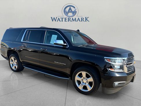 Used 2017 Chevrolet Suburban Premier RWD image 11