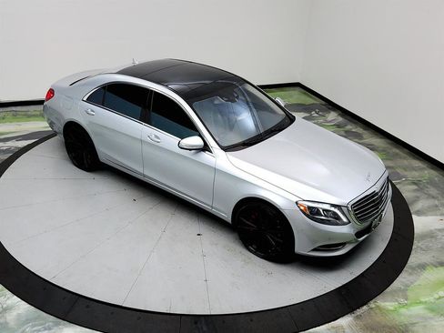 Used 2014 Mercedes-Benz S 550 Sedan w/ Premium 1 Package image 35