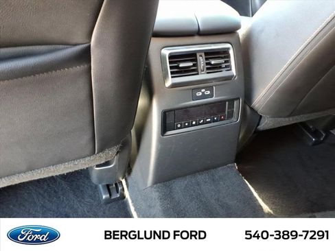 Used 2024 MAZDA CX-90 3.3 Turbo w/ Preferred Plus image 16