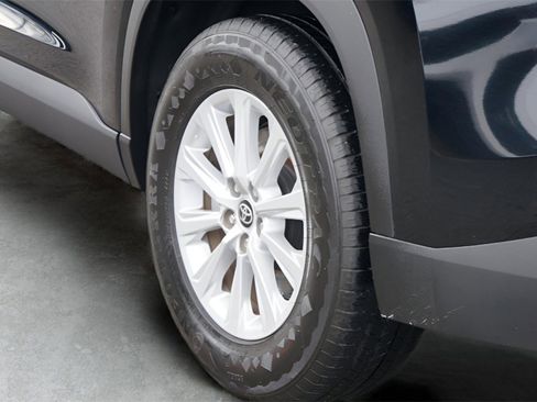 Used 2024 Toyota Grand Highlander Limited image 9