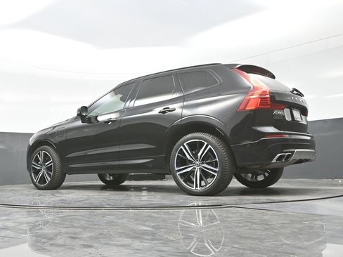Used 2021 Volvo XC60 T8 R-Design w/ Advanced Package image 32