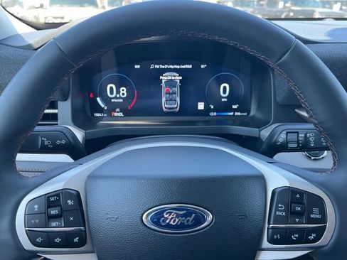 Used 2026 Ford Explorer Active w/ Active Comfort Package AWD/4WD image 26