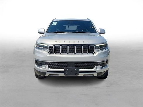 Used 2022 Jeep Wagoneer Series III AWD/4WD image 2