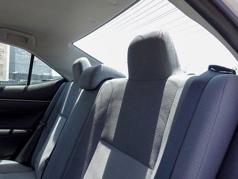 Used 2015 Toyota Corolla L FWD image 20