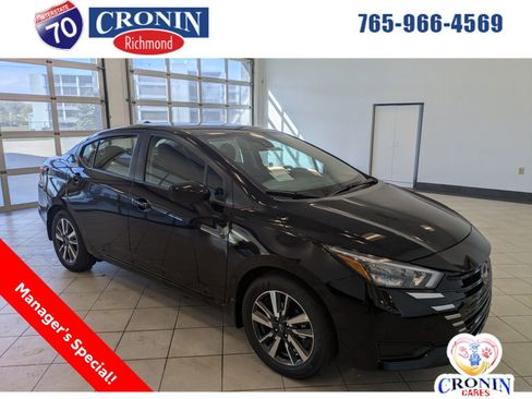 New 2025 Nissan Versa SV w/ Trunk Package image 1