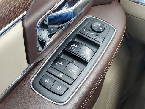 Used 2018 RAM 2500 Laramie image 17