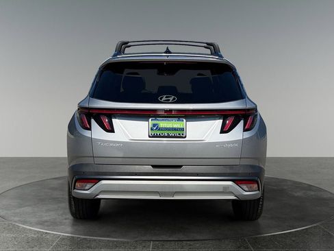 Used 2025 Hyundai Tucson Limited AWD/4WD image 9