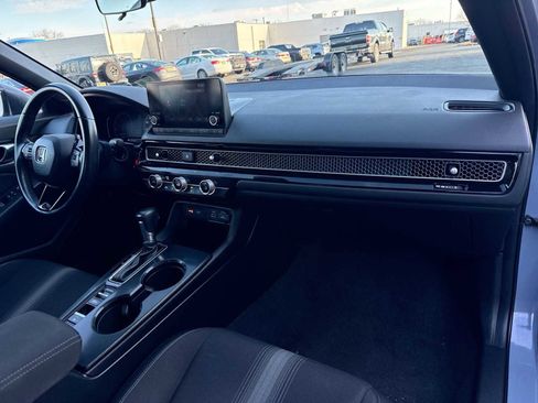 Used 2022 Honda Civic Sport image 16