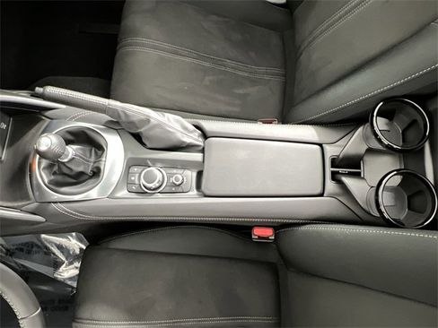 Certified 2025 MAZDA MX-5 Miata Club image 21