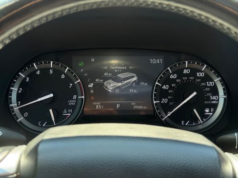 Used 2021 Toyota Highlander XLE AWD/4WD image 52