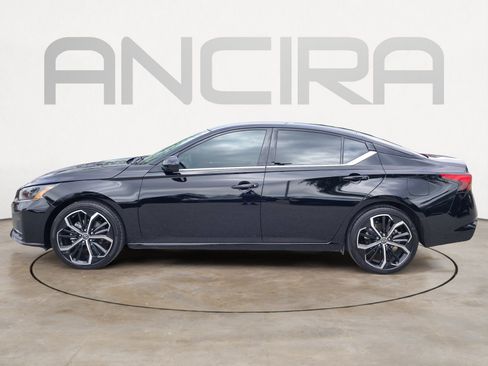 Certified 2025 Nissan Altima 2.5 SR FWD image 8