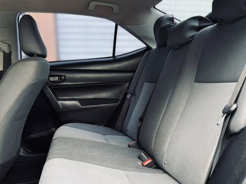 Used 2017 Toyota Corolla L FWD image 9
