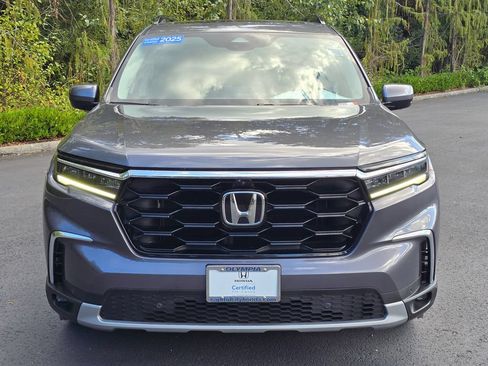 Certified 2025 Honda Pilot Elite image 2