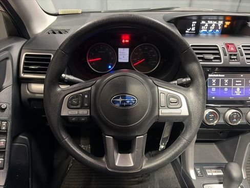 Used 2018 Subaru Forester 2.5i Premium w/ All-Weather Package AWD/4WD image 11