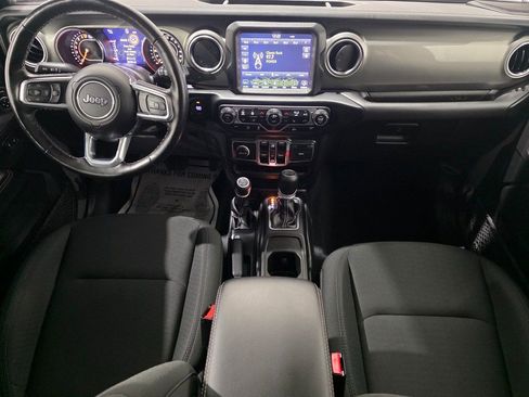 Used 2021 Jeep Wrangler Unlimited Sahara w/ Uconnect 4C Nav & Sound Group image 29