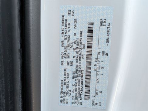 Used 2024 Ford F250 XL w/ XL Chrome Package image 39