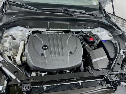 Used 2023 Volvo XC60 B5 Plus w/ Climate Package image 34