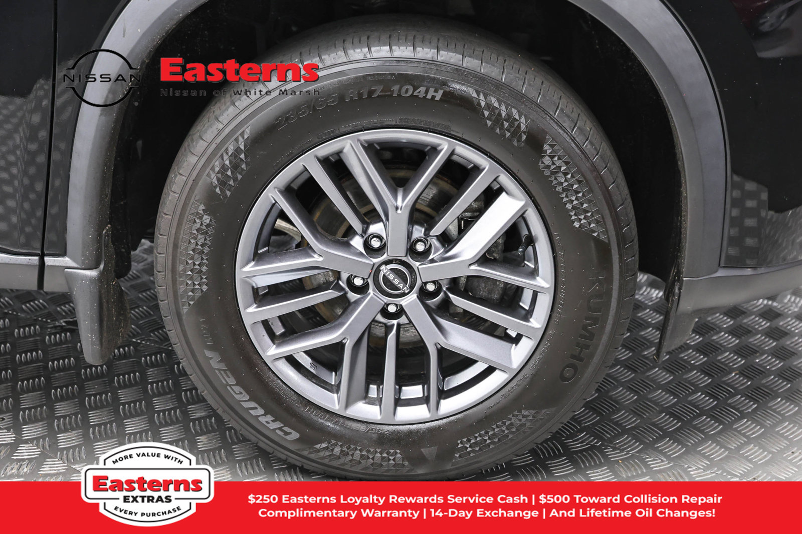 Used 2023 Nissan Rogue S AWD/4WD image 27