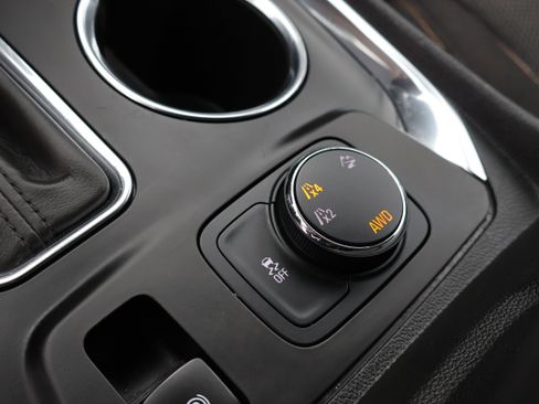Used 2020 Chevrolet Traverse LS w/ LPO, Blackout Package AWD/4WD image 30