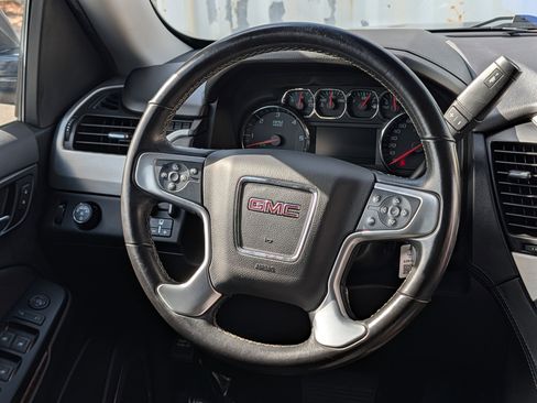 Used 2019 GMC Yukon SLE w/ SLE Value Package RWD image 18