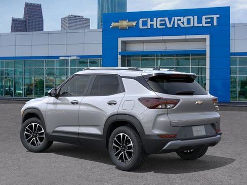 New 2026 Chevrolet TrailBlazer LT w/ LT Cold Weather Package AWD/4WD image 3