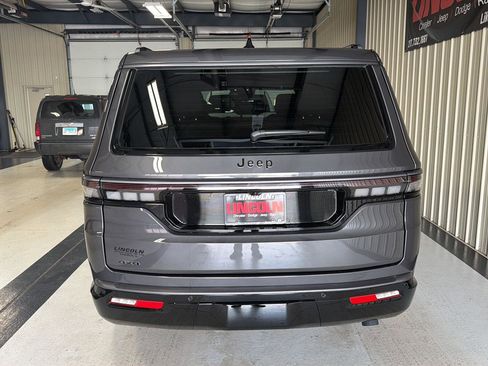 New 2026 Jeep Grand Wagoneer Limited AWD/4WD image 7