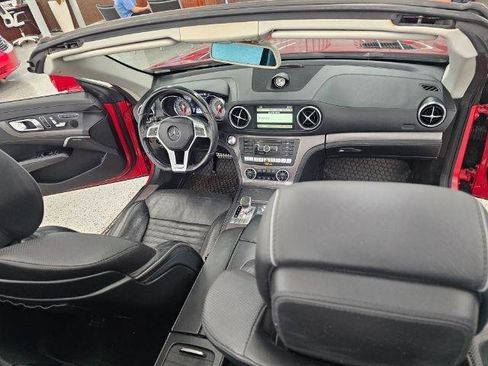 Used 2013 Mercedes-Benz SL 550 image 15