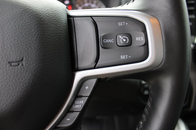 Used 2022 RAM 1500 Big Horn AWD/4WD image 18