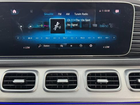 Used 2020 Mercedes-Benz GLE 350 4MATIC w/ Premium Package image 30