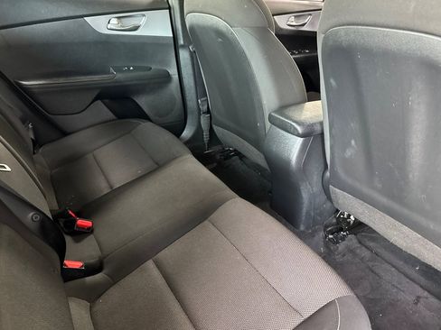 Used 2022 Kia Forte LXS image 30