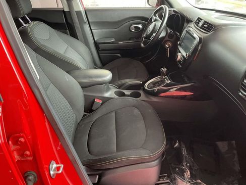 Used 2016 Kia Soul + w/ Audio Package image 44