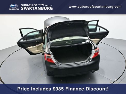 Used 2013 Toyota Camry XLE image 40