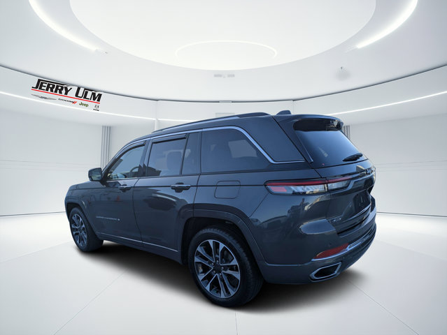 Certified 2022 Jeep Grand Cherokee Overland w/ Luxury Tech Group IV AWD/4WD image 5