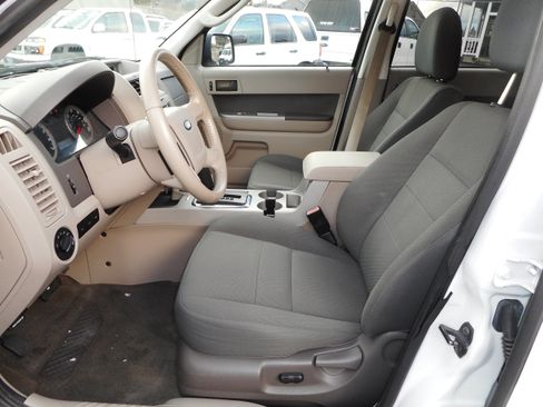 Used 2009 Ford Escape 4WD Hybrid image 14