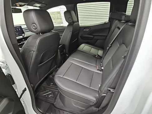 New 2026 GMC Canyon Elevation w/ Convenience Package image 30