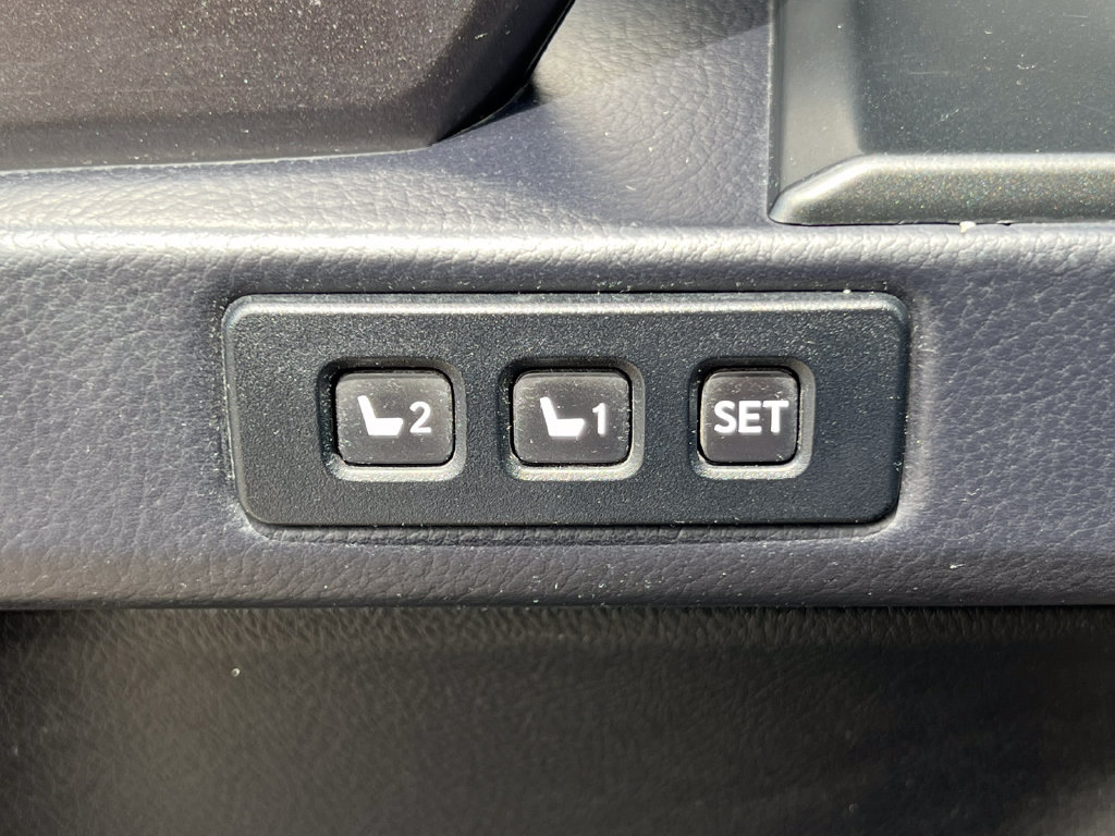 Used 2022 Lexus GX 460 w/ Black Line Special Edition AWD/4WD image 18