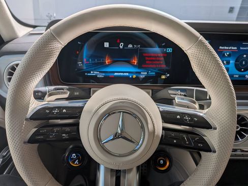 Used 2025 Mercedes-Benz G 63 AMG 4MATIC image 28