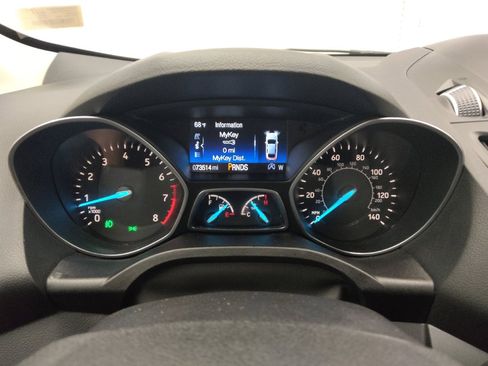 Used 2019 Ford Escape SE FWD image 23