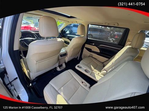 Used 2016 Toyota Highlander Limited image 29