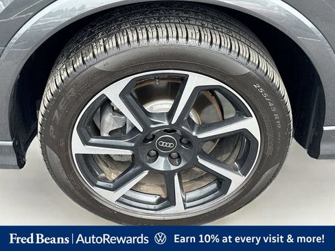 Used 2025 Audi Q3 2.0T Premium Plus AWD/4WD image 36