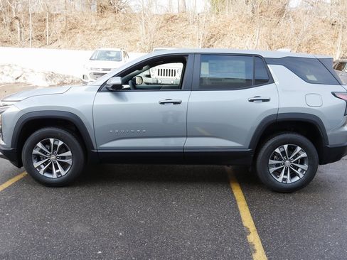 New 2026 Chevrolet Equinox LT image 30