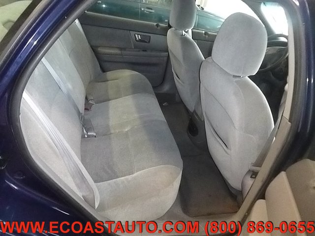 Used 2001 Ford Taurus SE FWD image 12