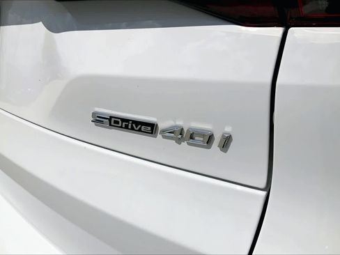 Used 2023 BMW X5 sDrive40i w/ M Sport Package RWD image 9