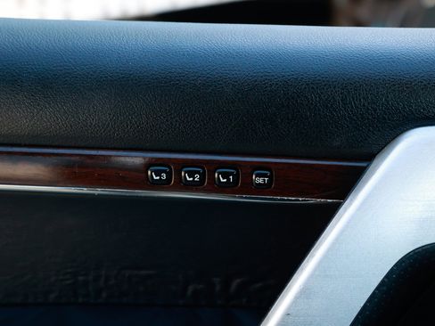 Used 2017 Toyota Land Cruiser image 55