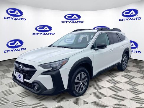 Used 2024 Subaru Outback Premium AWD/4WD image 7
