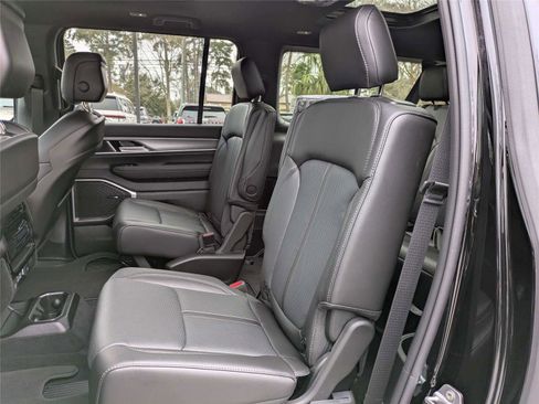 New 2026 Jeep Grand Wagoneer L 2WD w/ Premium Group I image 15